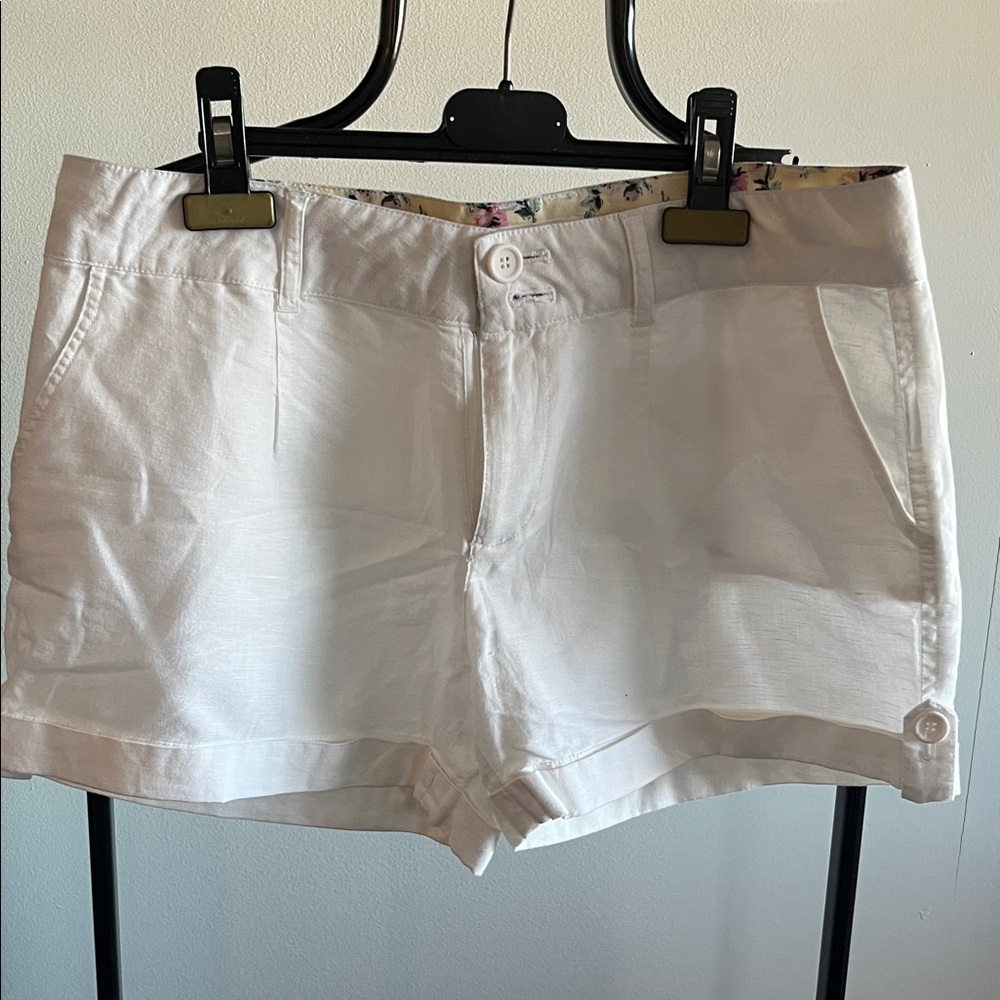 Love Tree White Linen-Blend Bermuda Shorts